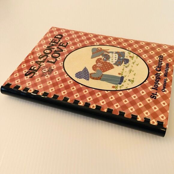 Vintage Cookbook "Seasoned Love St. Joseph Church"  Owosso, MI - Picture 7 of 7